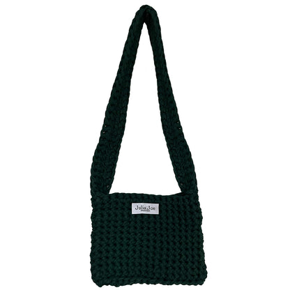 Lola // darkgreen