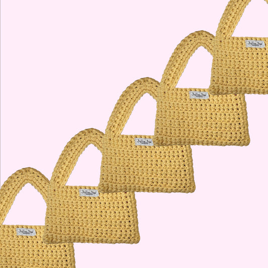 Lou // yellow